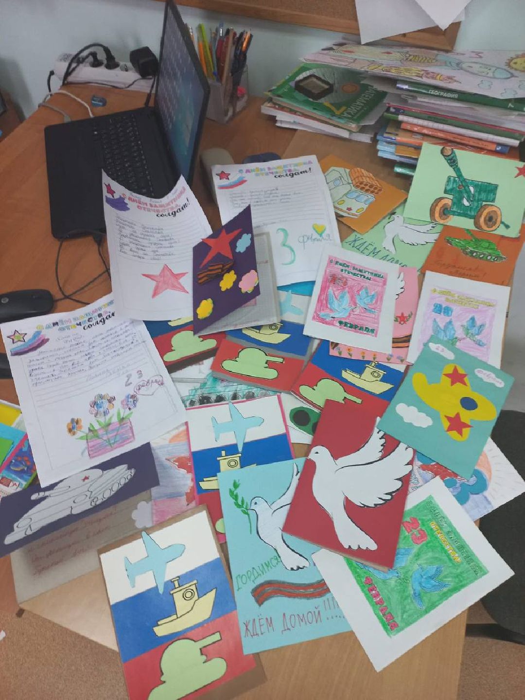 Лобня, общество