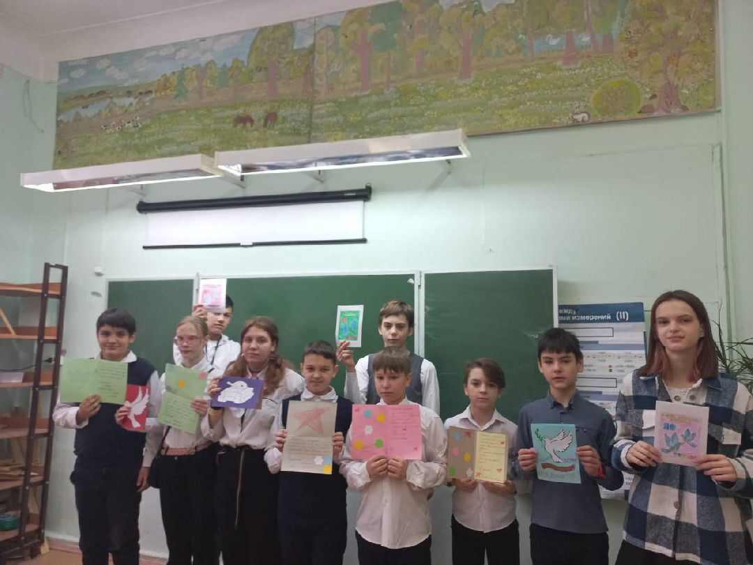 Лобня, общество