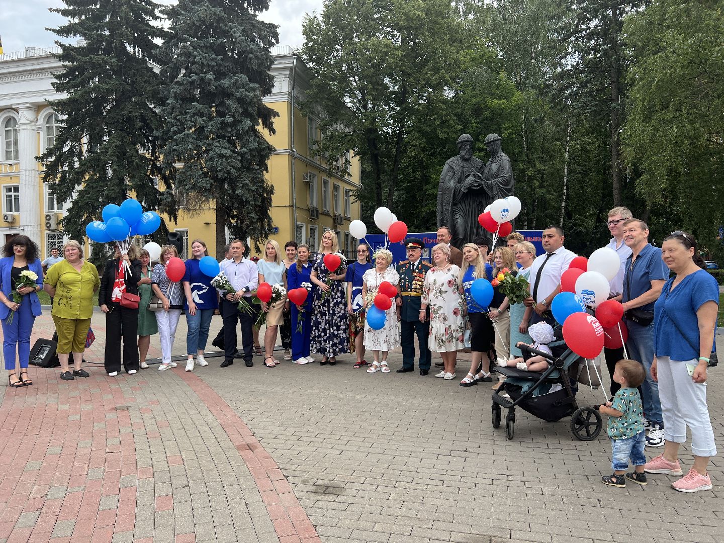 Химки, День семьи любви и верности, молодожены, юбилей свадьбы, праздник