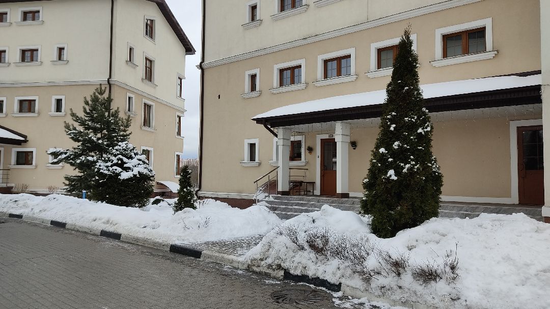 Лобня, города