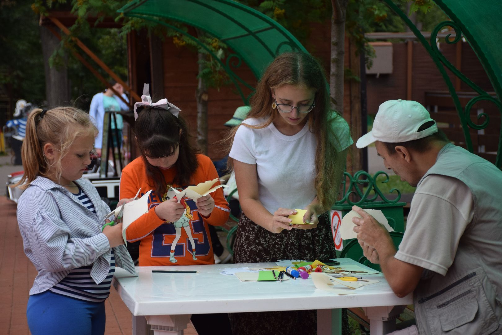 Павловский Посад, городской округ Павловский Посад, парк, дети, образование, день семьи, ромашка