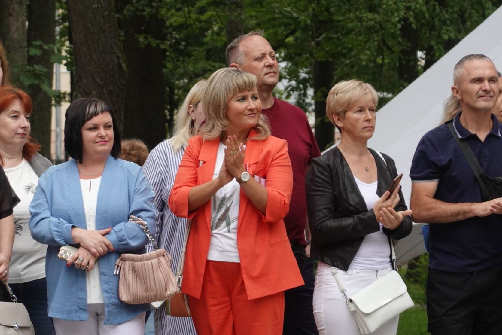 Серпухов, Подмосковье, парк имени Олега Степанова, выпускники, День семьи, любви и верности, медалисты