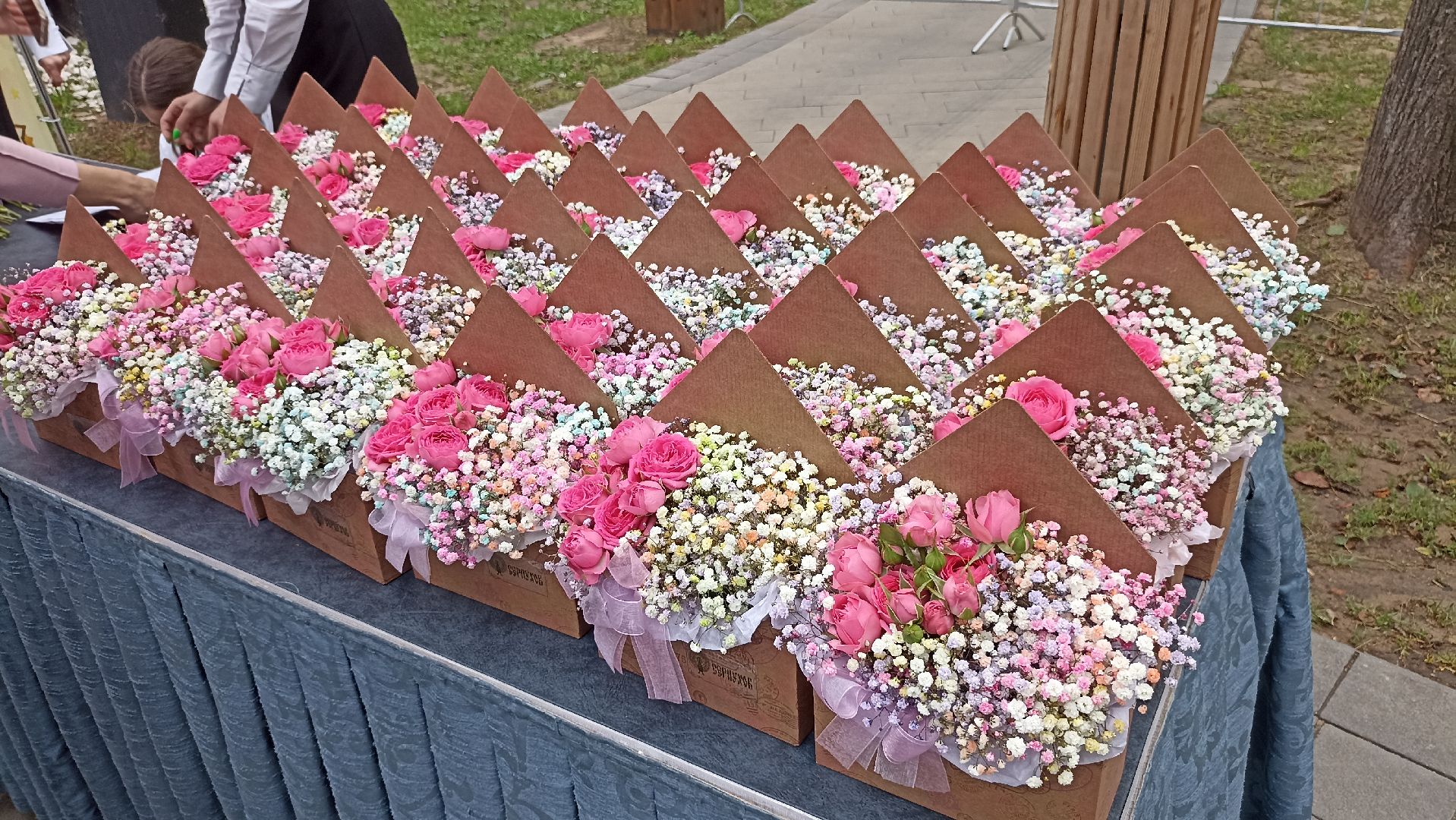 Серпухов, Подмосковье, парк имени Олега Степанова, выпускники, День семьи, любви и верности, медалисты