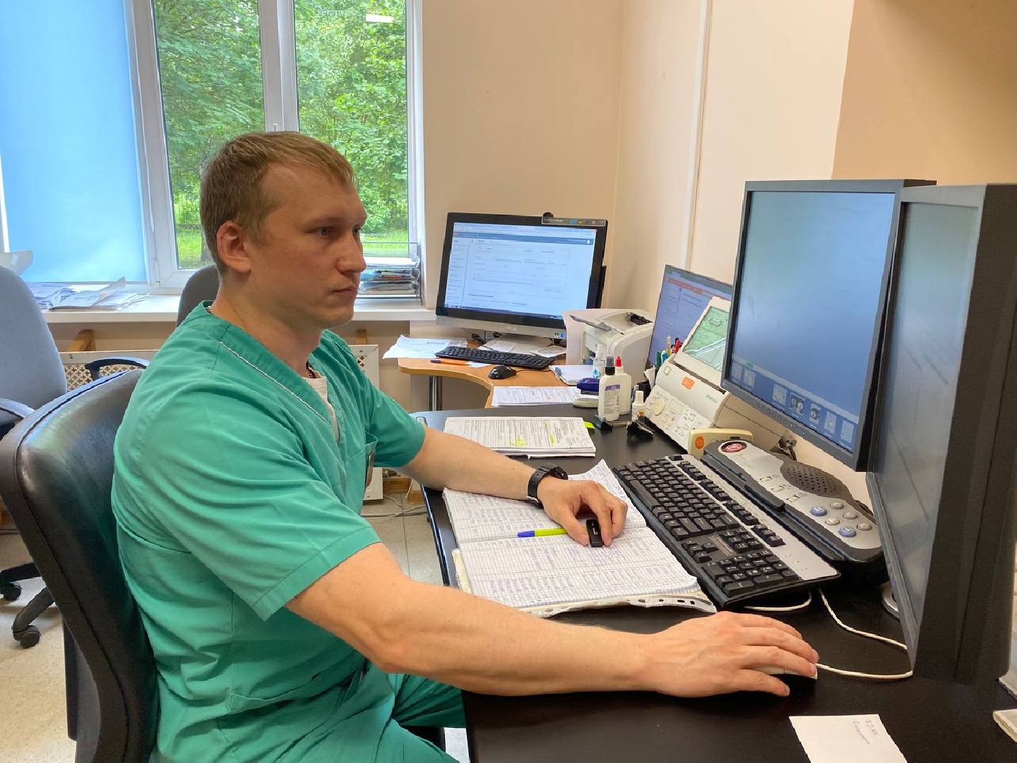 Чехов, медицина, медики, награда, грамота, врач, больница