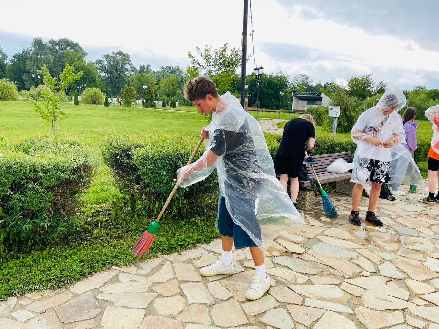 Серпухов, Подмосковье, губернатор, завод, экскурсия, подростки