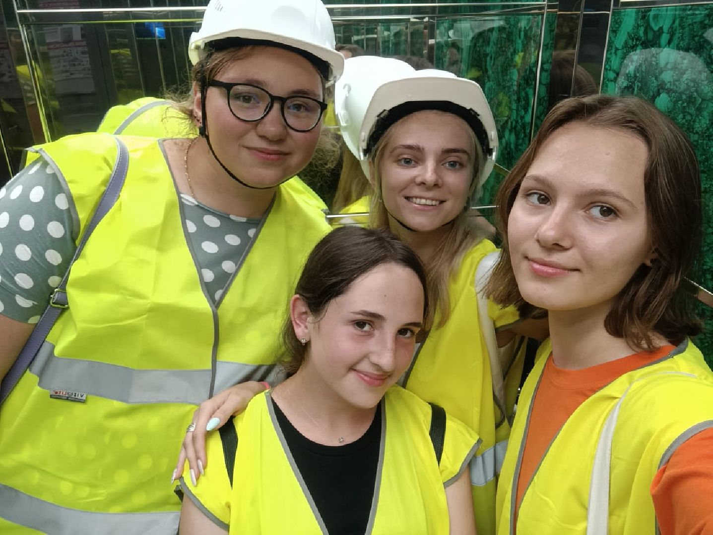 Серпухов, Подмосковье, губернатор, завод, экскурсия, подростки