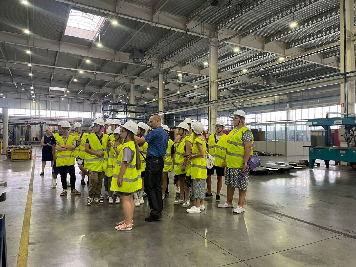 Серпухов, Подмосковье, губернатор, завод, экскурсия, подростки