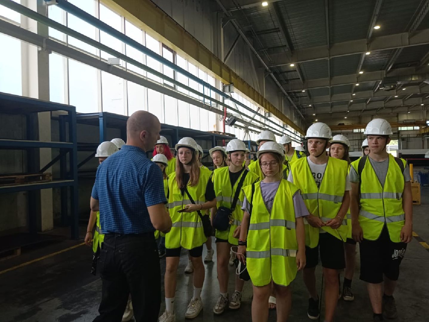 Серпухов, Подмосковье, губернатор, завод, экскурсия, подростки