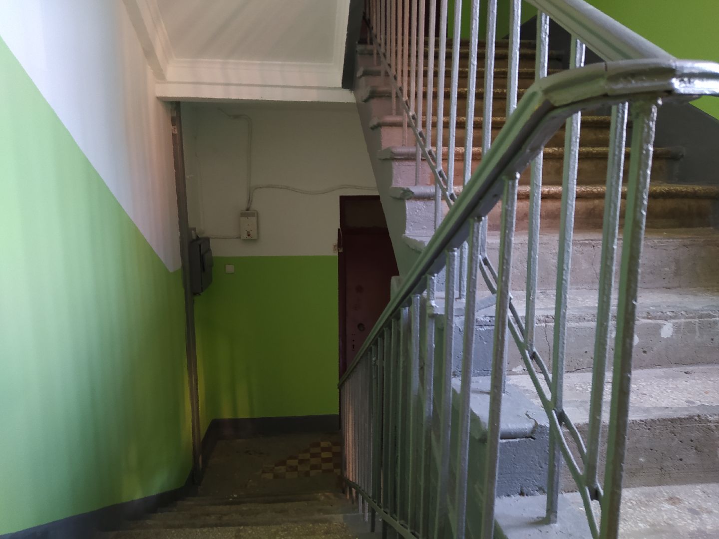 Подъезды, ЖКХ, покраска