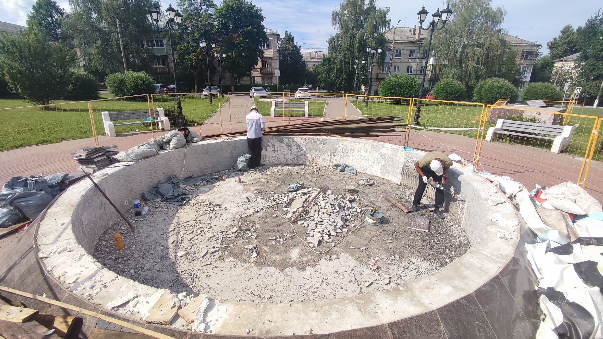 Кашира, фонтан, сквер им. Генерала Белова, благоустрйоство