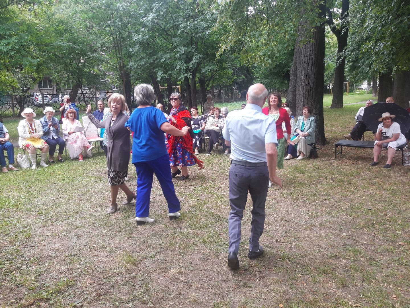 праздники, пенсионеры, доброе дело,