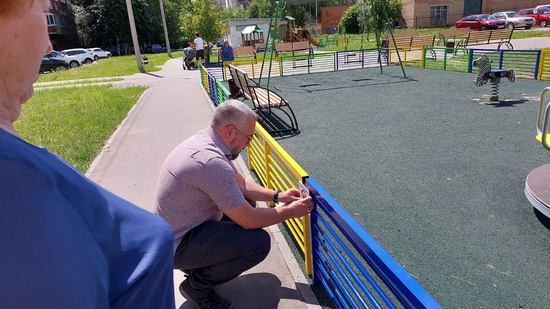 серпухов, двор, детские площадки, собаки, выгул собак, депутат, жители,