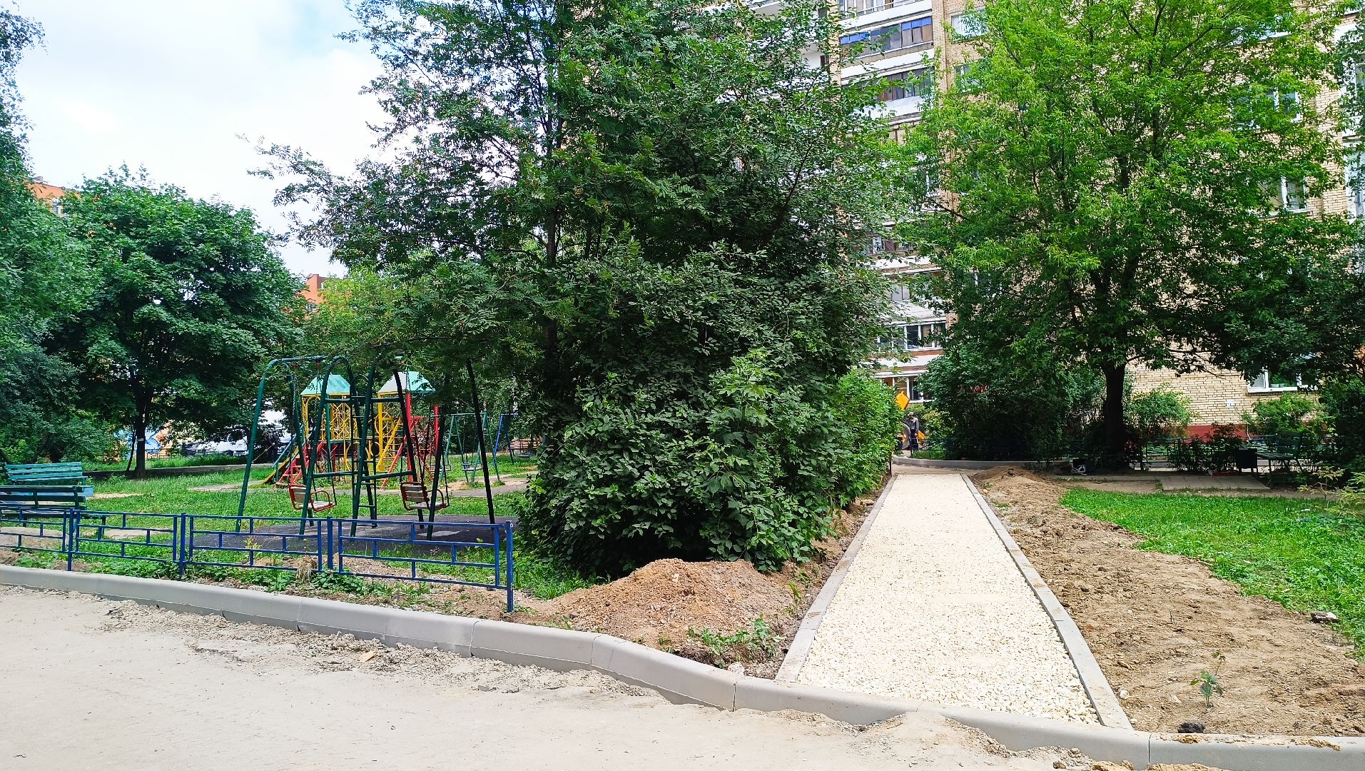 Лобня, двор, благоустройство