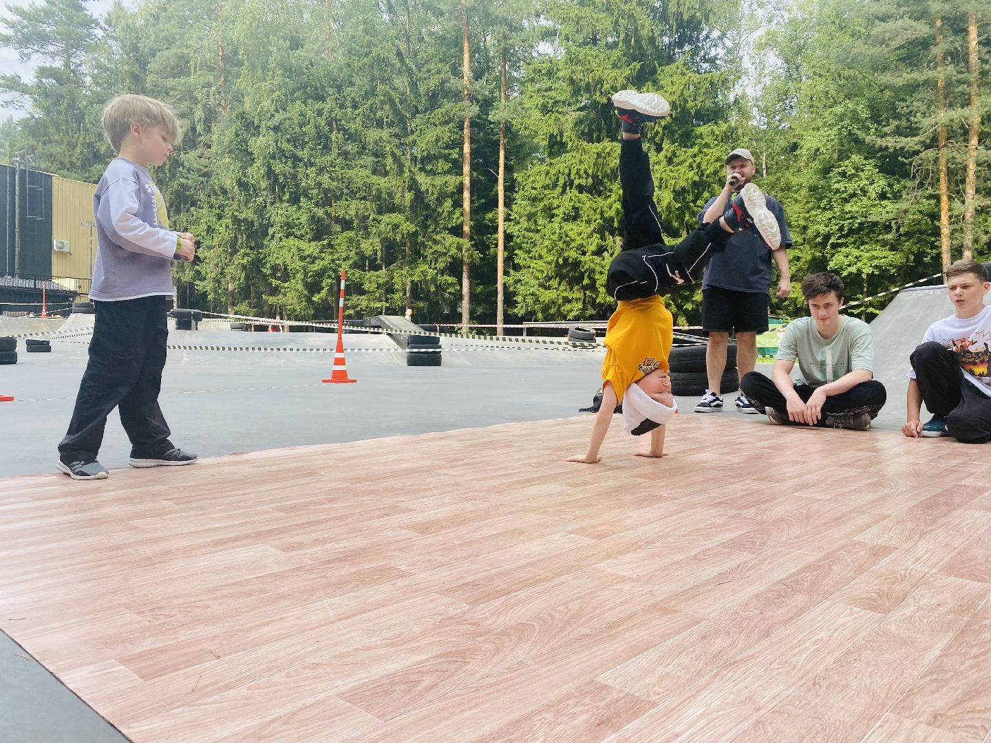 Домодедово, танцы, роллер спорт, брейк данс, парк Елочки