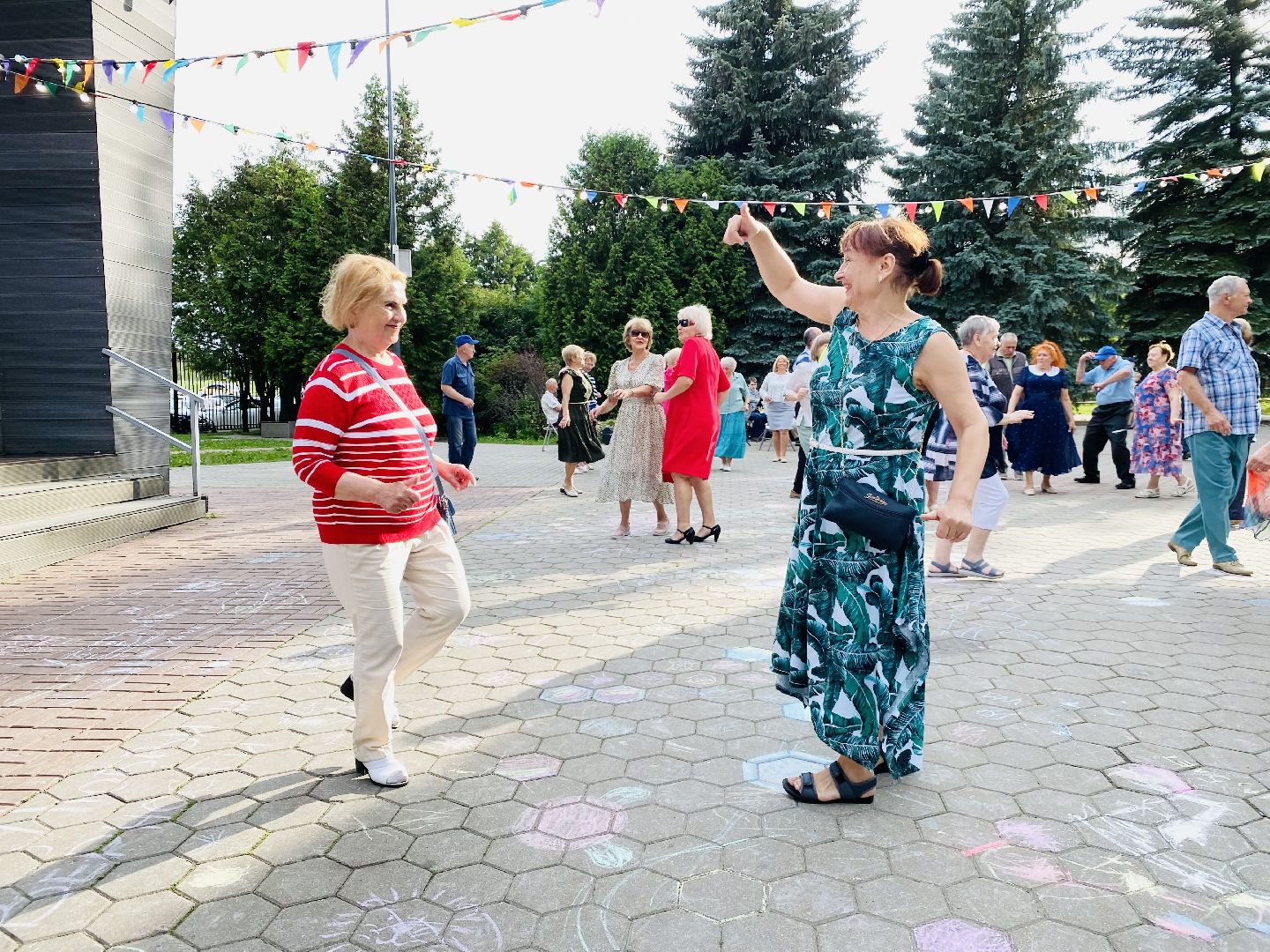 Домодедово, ретро танцы, активное долголетие, духовой оркестр, почтенный возраст