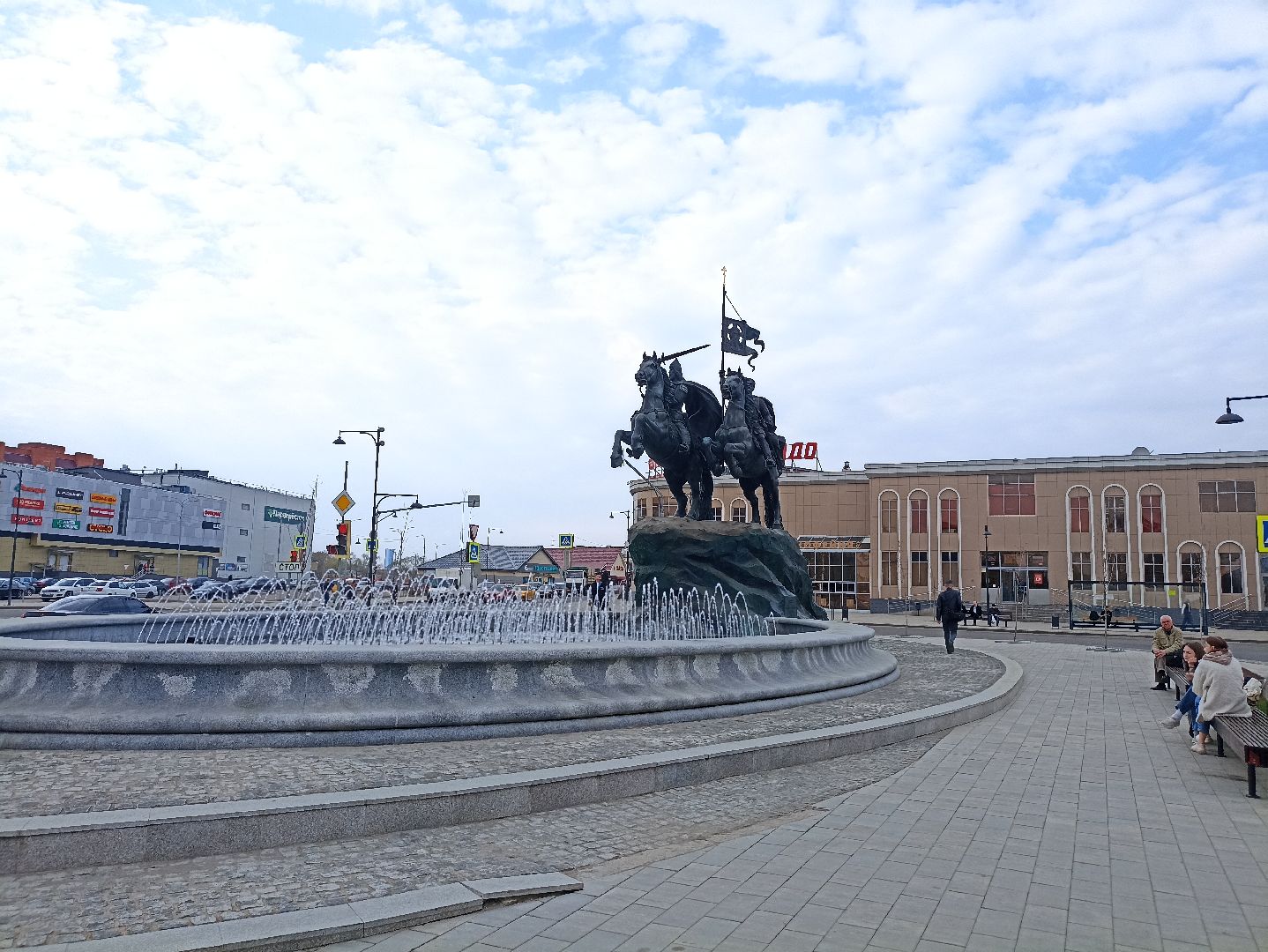 Серпухов, Подмосковье, туризм в Подмосковье, история Серпухова, достопримечательности, ночной город