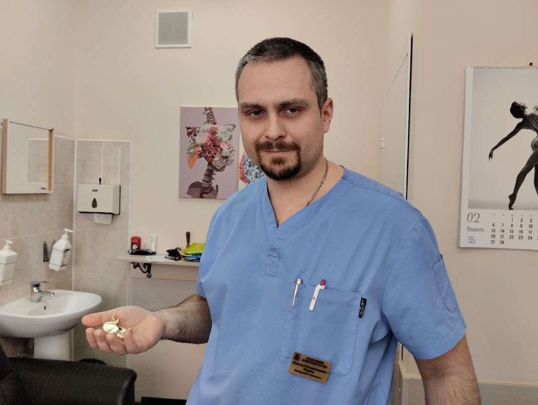 нейрохирурги, операция