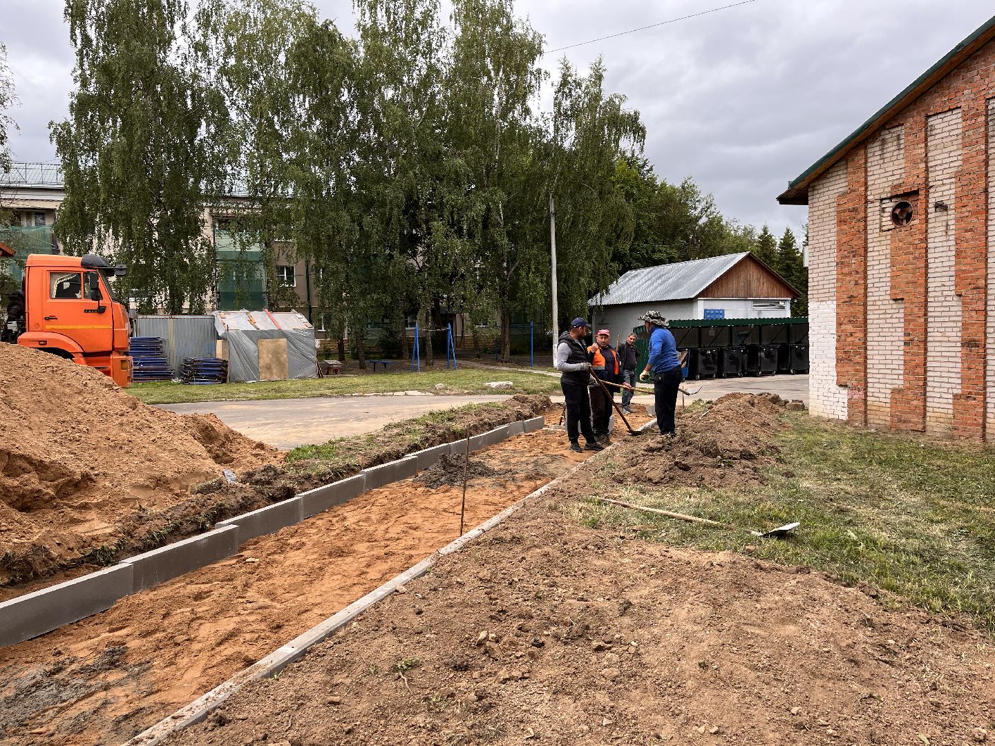 Дорога, асфальт, укладка асфальта