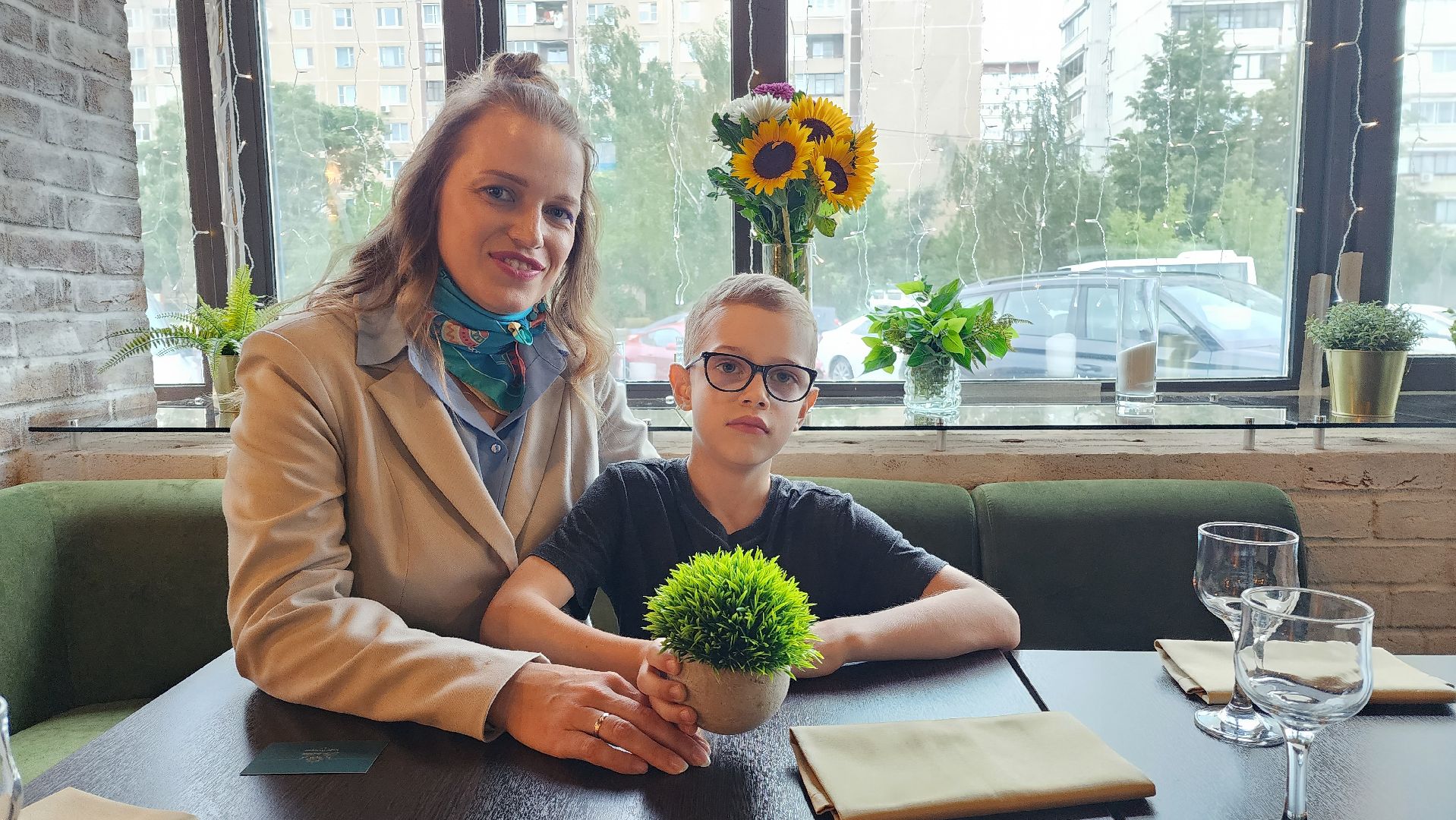 история, люди, стюардесса, бортпроводник