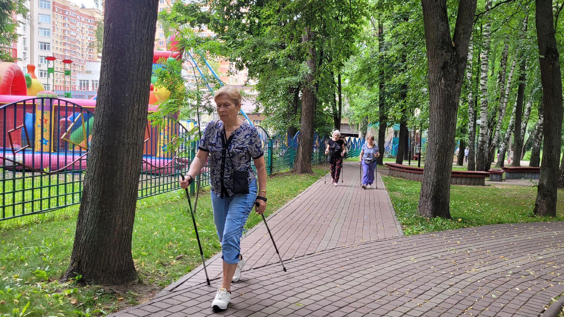 активное долголетие; скандинавская ходьба; здоровье; видное