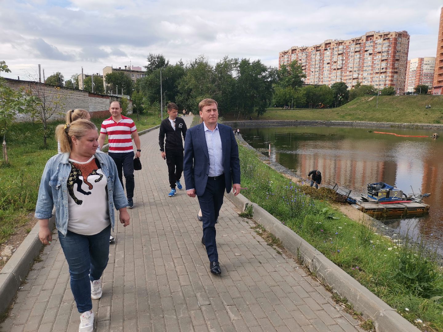 уборка мусора, пруд, мкрн Южный, Котельники