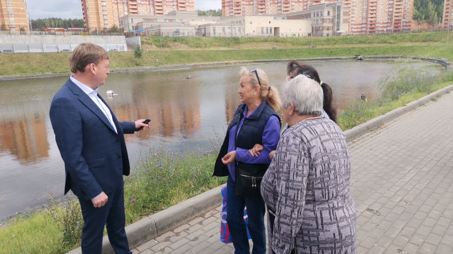 уборка мусора, пруд, мкрн Южный, Котельники