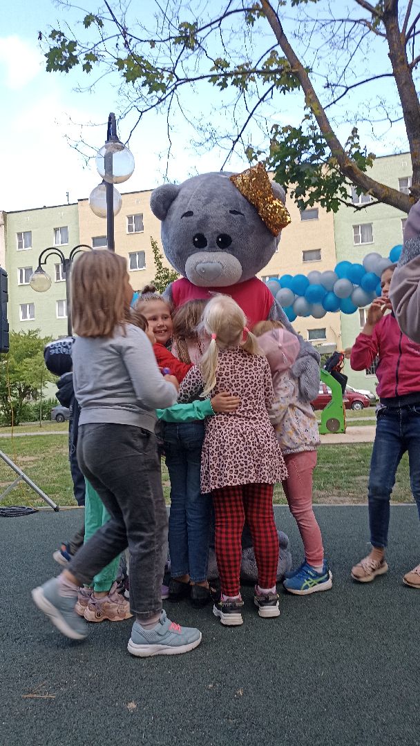 Серпухов, Подмосковье, день двора, дети, праздник, детская площадка