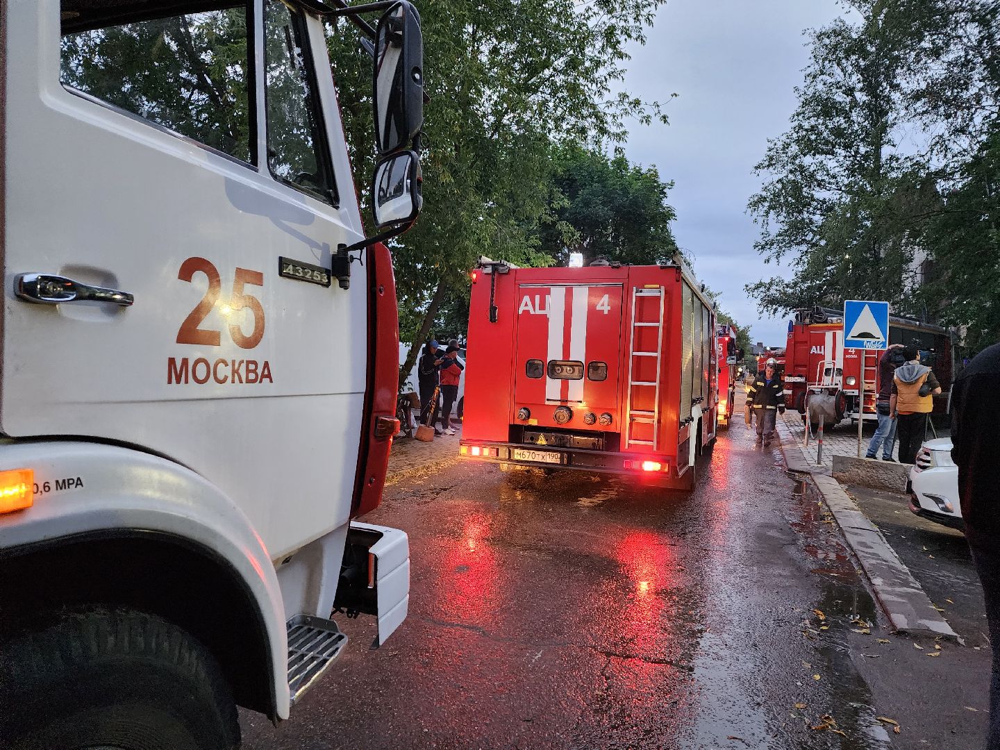 Одинцово, Немчиновка, пожар, мчс,пожарные,отель,