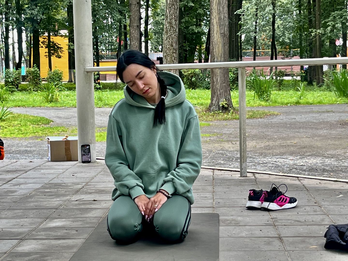 Наро-Фоминск, центральный парк, лето в Подмосковье, ЗОЖ, йога, гвоздестояние