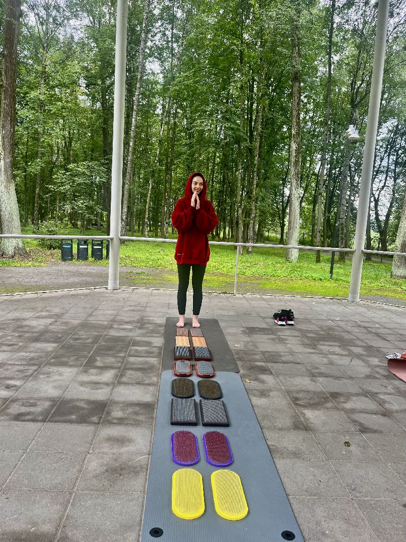 Наро-Фоминск, центральный парк, лето в Подмосковье, ЗОЖ, йога, гвоздестояние