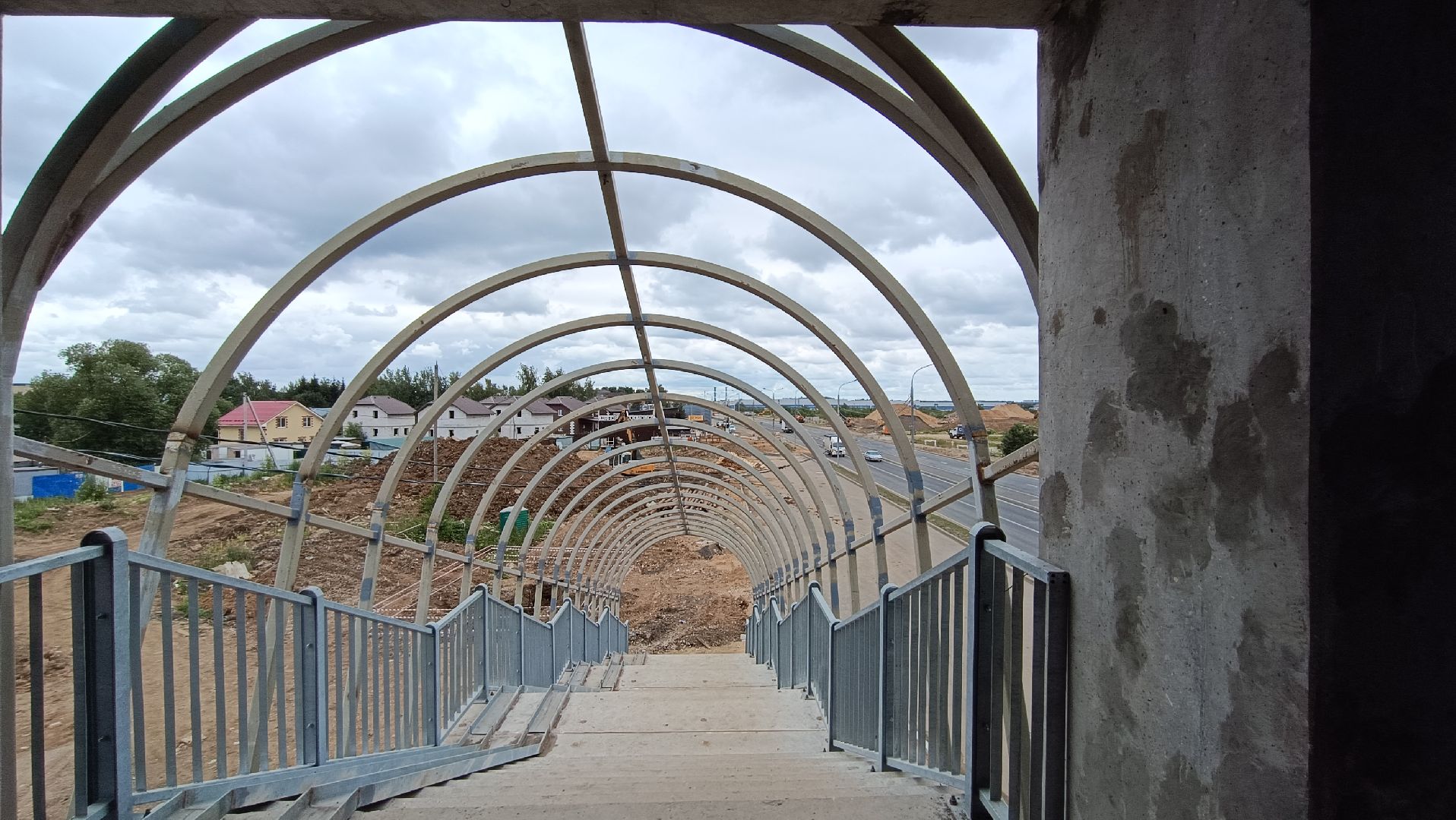 Лобня, вода, дороги