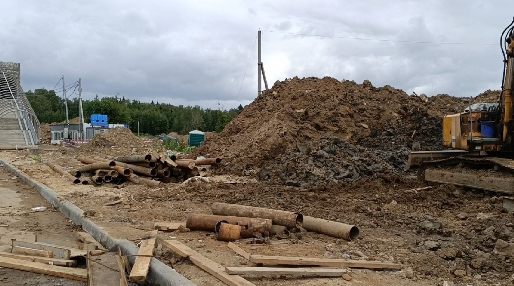 Лобня, вода, дороги