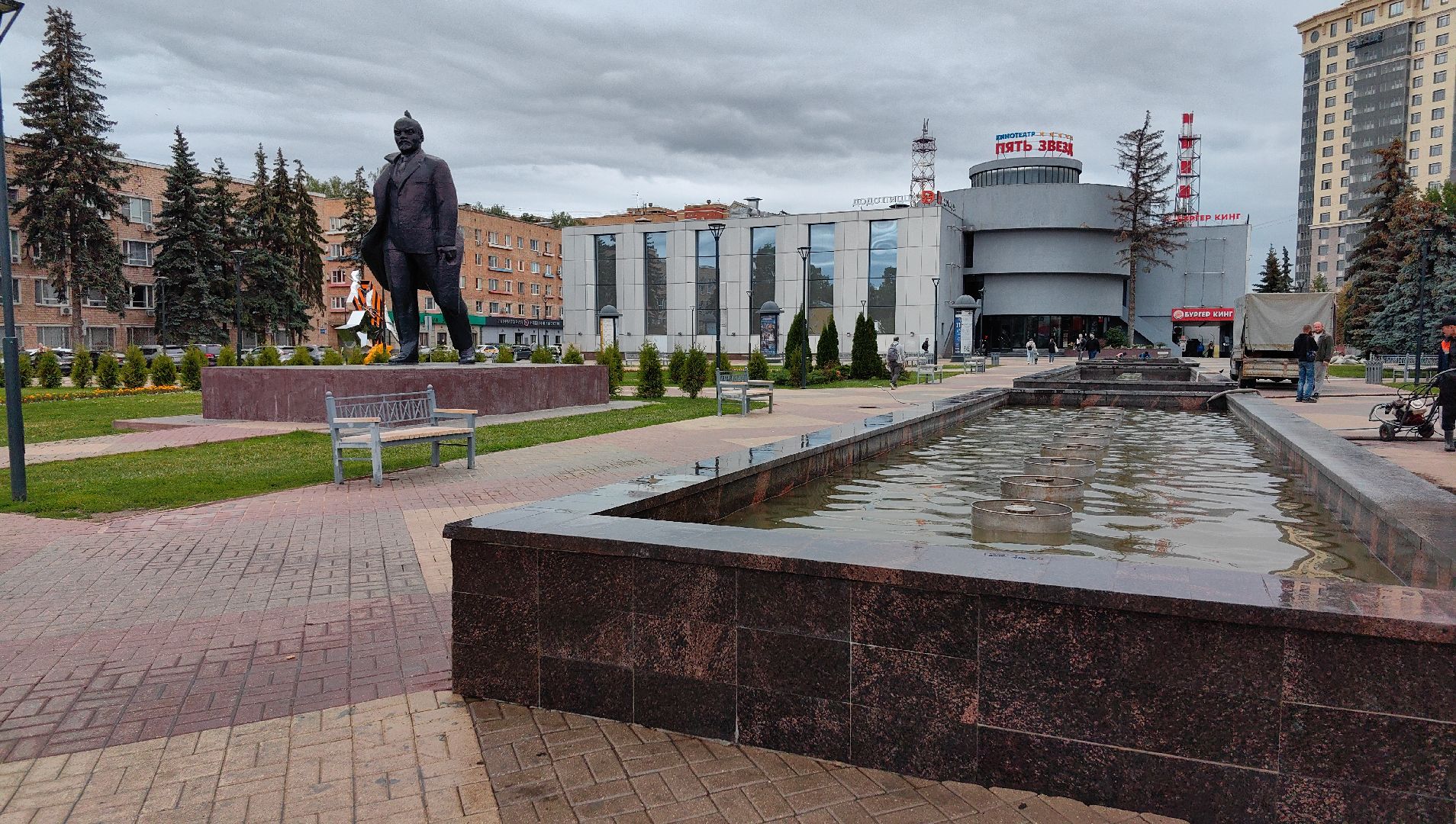 Фонтан, чаши, обработка, площадь