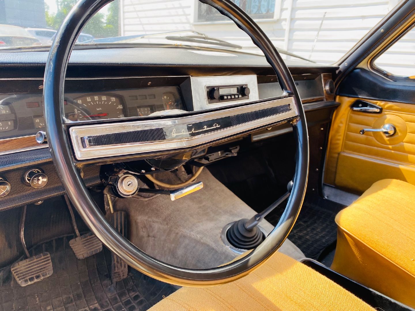 Домодедово, ретро волга, волга газ24, автомобиль