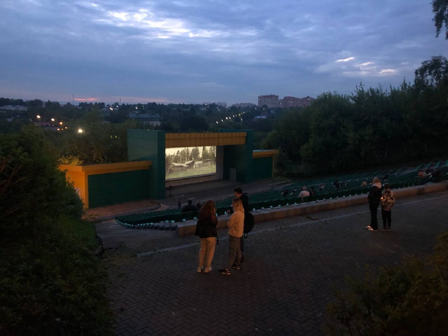 Подольск, кино, лето в Подмосковье, кинопоказ