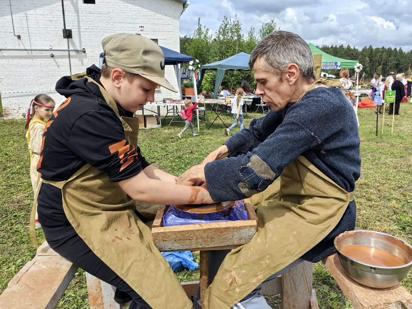 Фестиваль, керамика, глина, гончарный круг