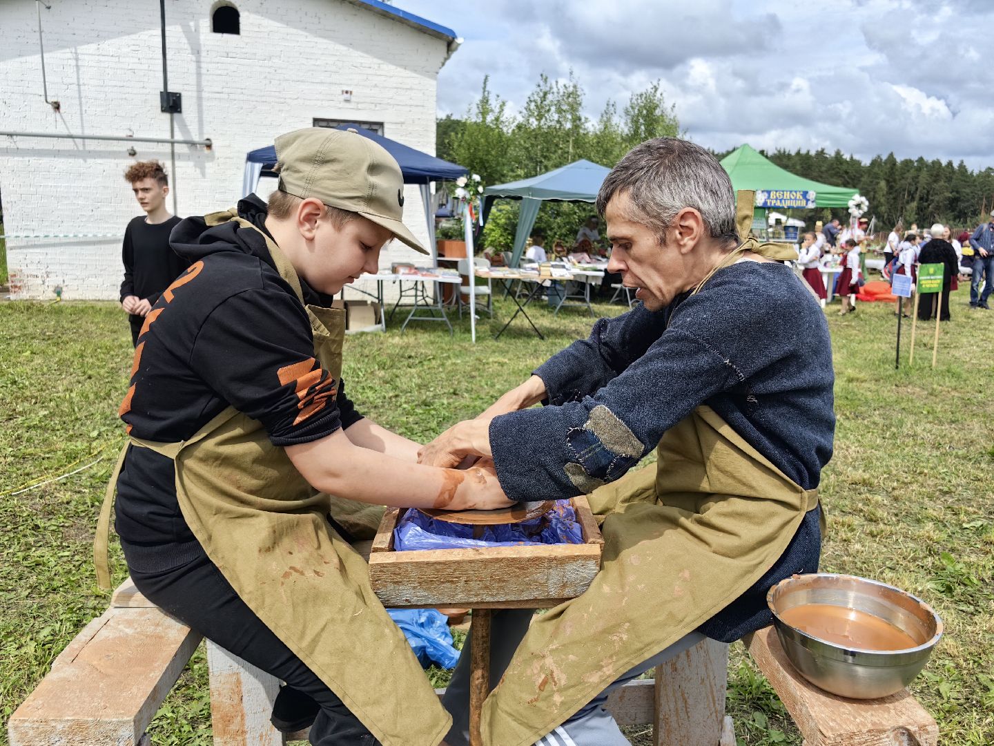 Фестиваль, керамика, глина, гончарный круг