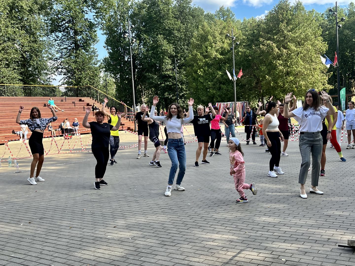 Наро-Фоминск, парки Подмосковья, ЗОЖ, спорт, лето в Подмосковье, Зумба, парки Подмосковья