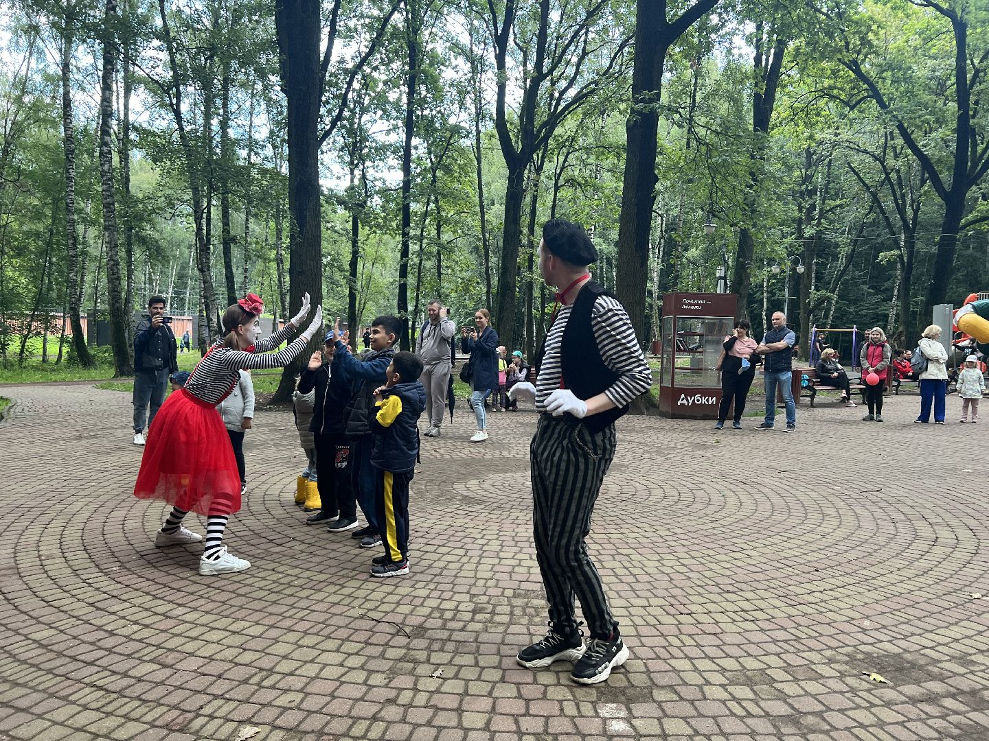 Химки, парк, Ночь в парке, дети, Лето в Подмосковье