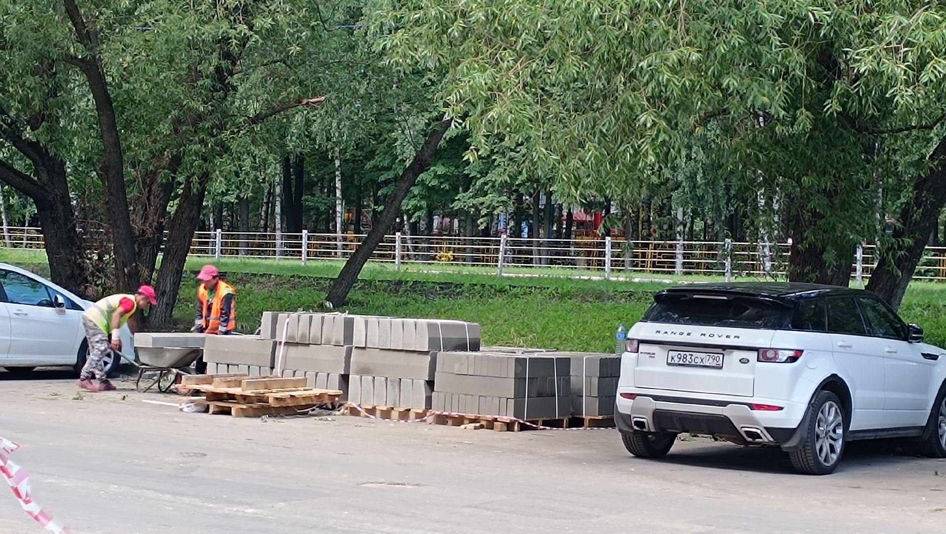 Лобня, плитка, благоустройство