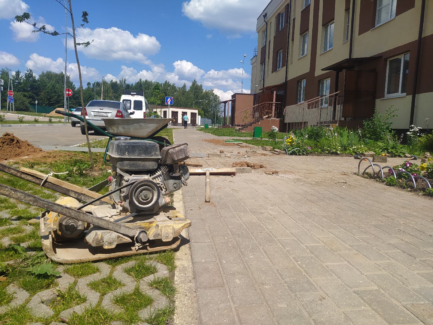 Нахабино, благоустройство, брусчатка