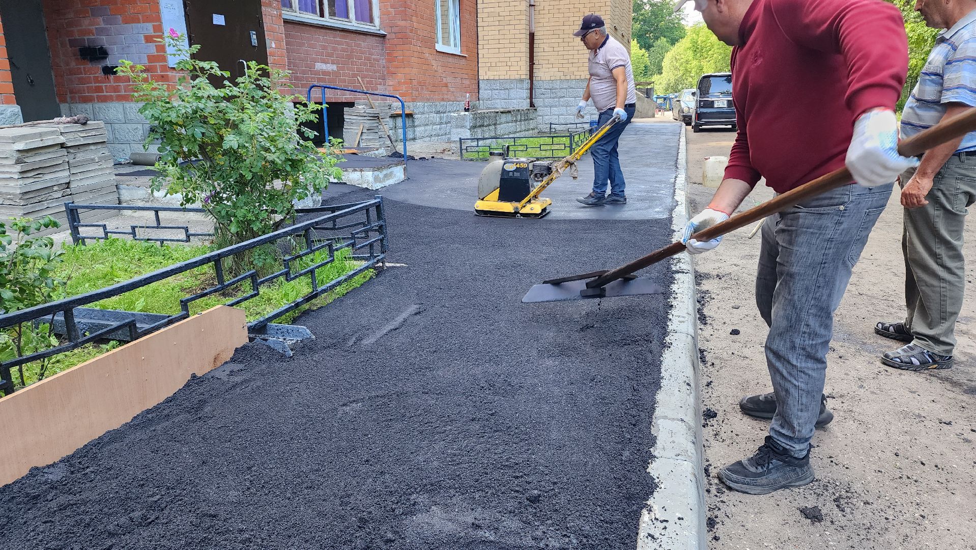 ремонт дорог, благоустройство,