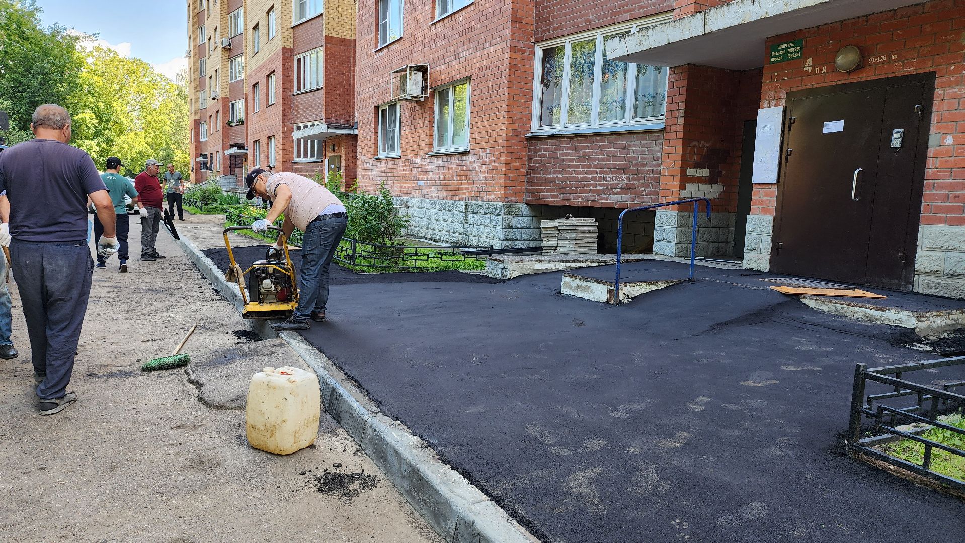ремонт дорог, благоустройство,