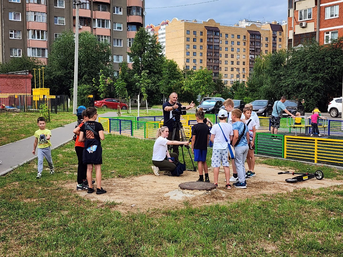 день двора, праздник двора, двор, дети, благоустройство, депутат, серпухов, ивановские дворики, улица юбилейная,