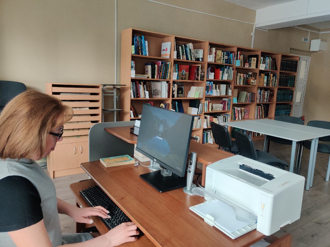 Красноармейск, библиотека, ремонт, читальный зал, новый сотрудник