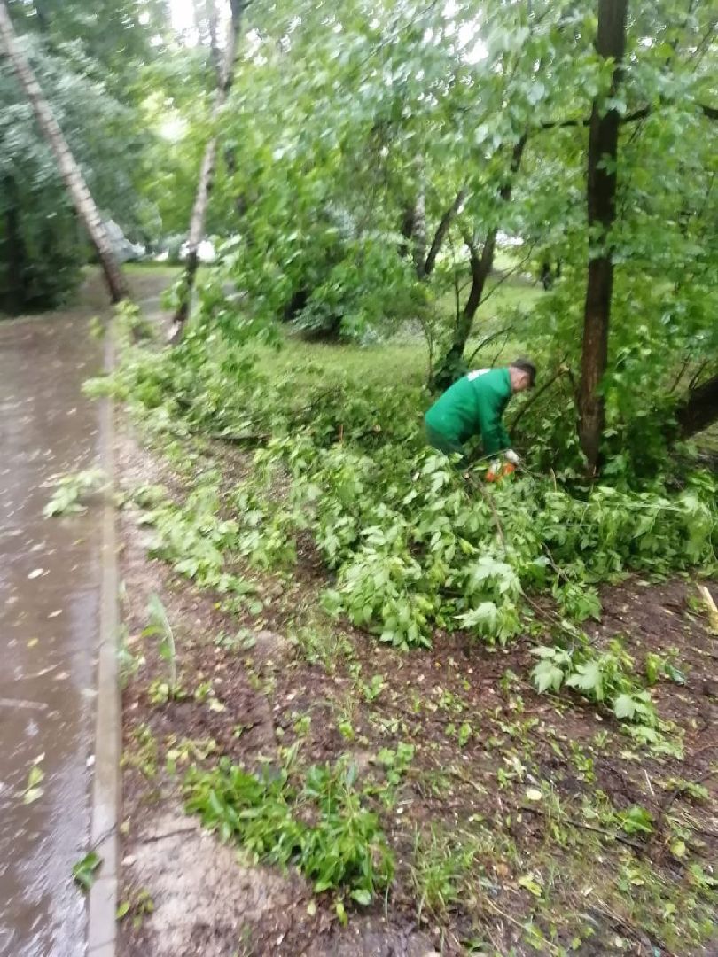 непогода; видное; ливень; шторм