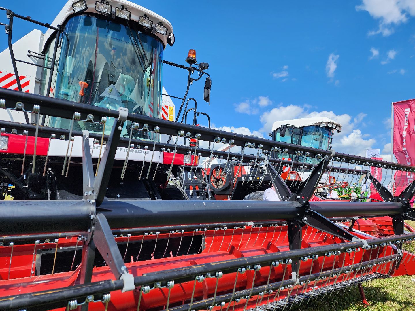 Домодедово, научный форум, сельскохозяйственная техника, выставка комбайнов, исследовательский институт, опытная станция