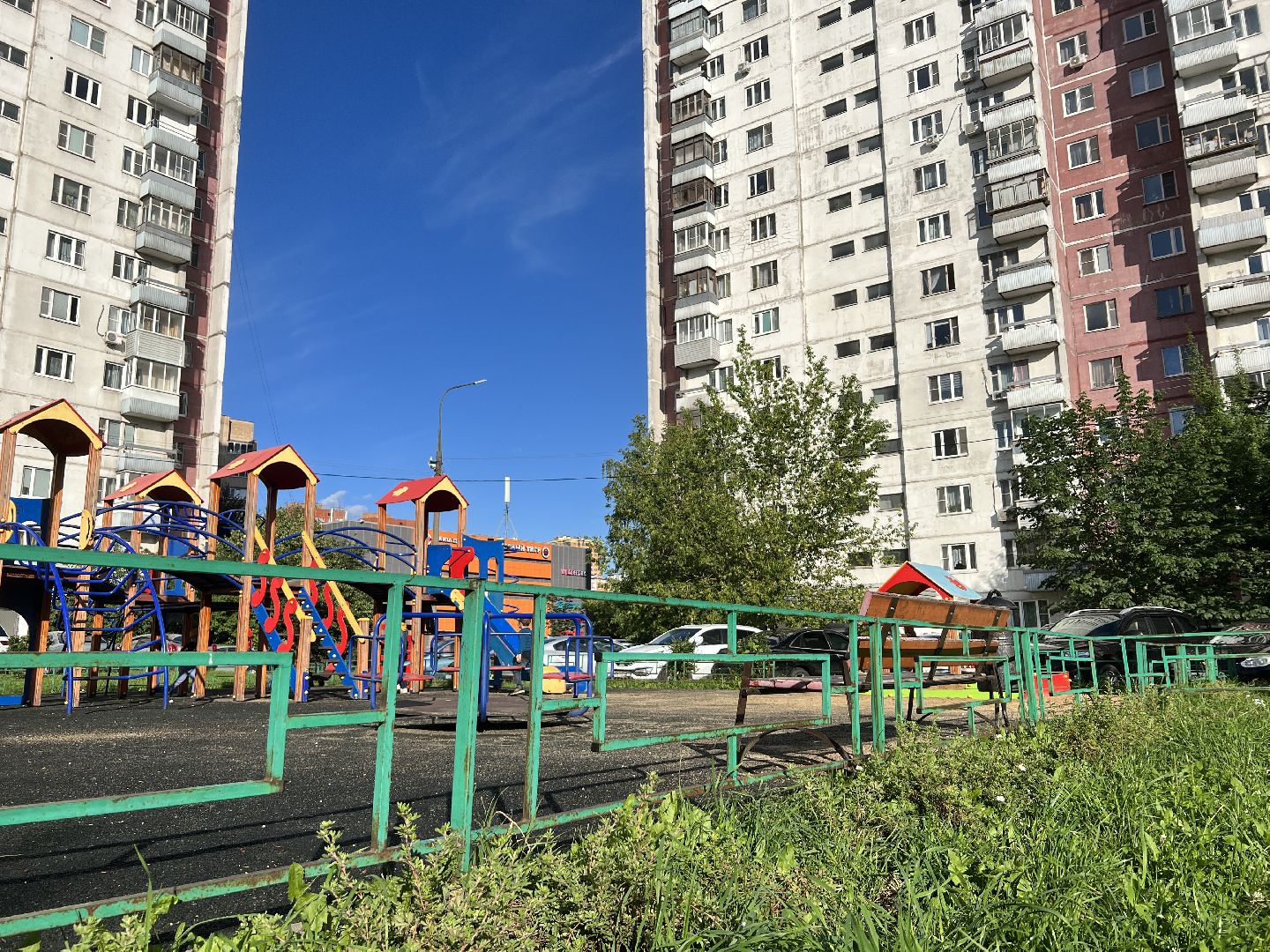 Химки, Цветы в каждый двор, благоустройство, детская площадка