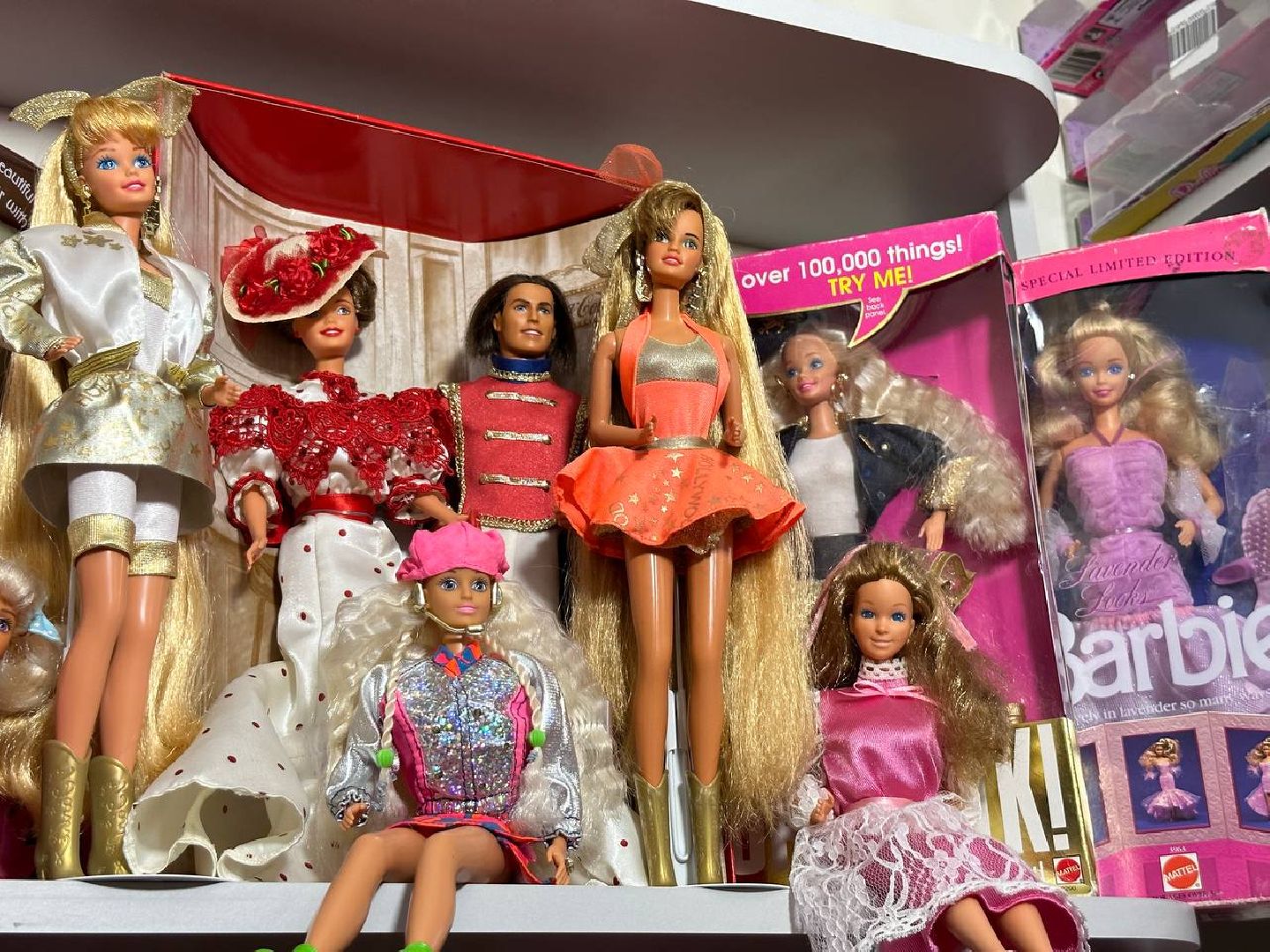 Барби, коллекционер Барби, коллекция кукол в Подмосковье, Наро-Фоминск, кукла, куклы, советские куклы, игрушка, На-На, Лёвкин, фильм