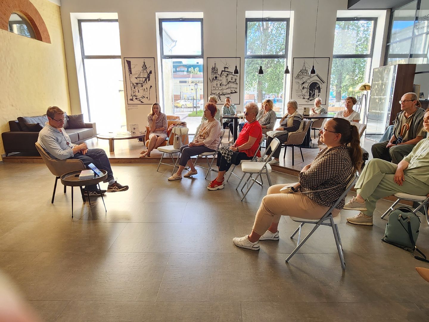 Звенигород, культура, Звенигородской Манеж, литература, современные авторы